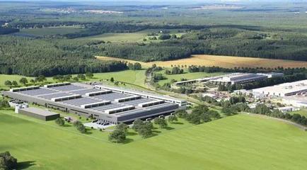 一品深一度 | 審慎、樂觀與可期 解碼梅賽德斯-奔馳的當下與未來——全球CEO康林松訪談啟示錄